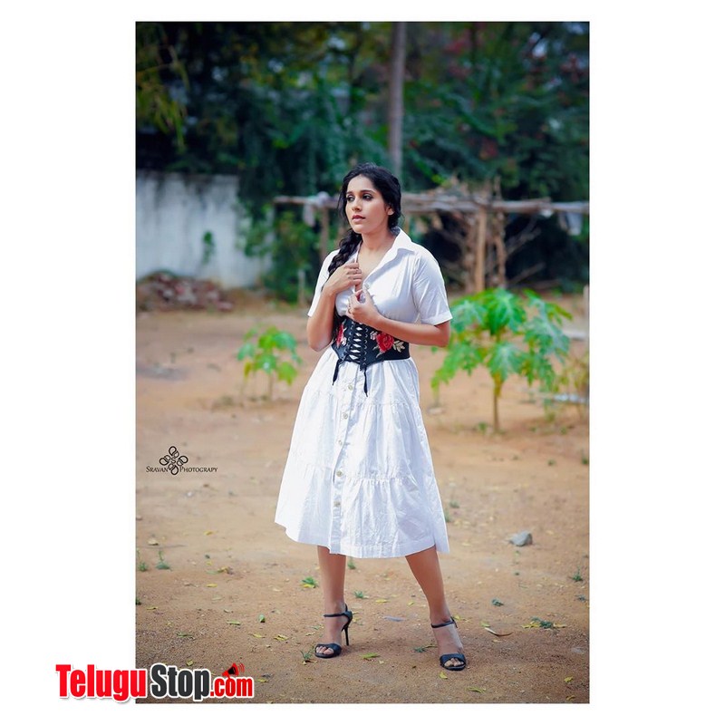 Rashmi gautam stunning saree photos-Rashmi Gautam, Teluguanchor Photos,Spicy Hot Pics,Images,High Resolution WallPapers Download